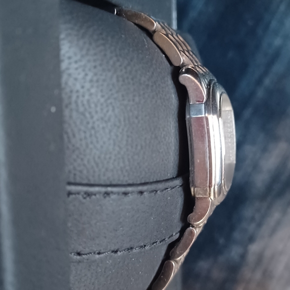 Tiffany&Co. Mark Coupe Silver Quartz Women's Wristwatch Stainless Steel watch - Picture 9 of 15